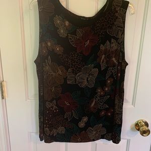 Vikki Vi multi color sleeveless top size 1X.
